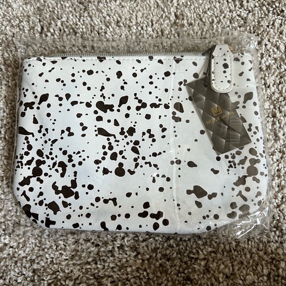 NWT Mollie Jacob Makeup bag - Picture 2 of 4